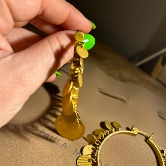 SEXY! RARE Paula Mendoza Oversized Circle Twinkle & Sparkle Hoop Earrings - Picture 3 of 5